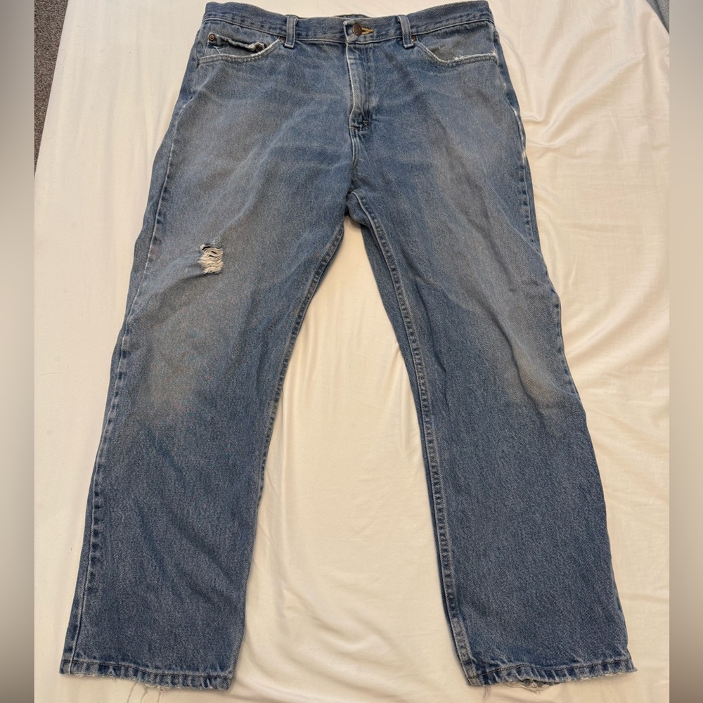 Wrangler Relaxed Fit Distressed Blue Jeans